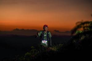 BIB: 3393
                            <button type="button" onclick="openModal(19073191)" class="btn btn-primary btn-sm float-right btn-popup" data-toggle="modal" data-target=".modal-high-quality">
                        <i class="fas fa-shopping-cart"></i> Add to Cart
                    </button>
                                            <button type="button" onclick="isThisMe(19073191, true)" class="btn btn-success btn-sm float-right btn-popup btn-isme hidden" data-toggle="tooltip" data-placement="bottom" title="นี่คือรูปของคุณใช่ไหม คลิกที่นี่เพื่อเอาเข้าอัลบั้ม">
                        <i class="fas fa-plus"></i> Add to album
                    </button>
                    <button type="button" onclick="isThisMe(19073191, false)" class="btn btn-warning btn-sm float-right btn-popup btn-isnotme hidden">
                        <i class="fas fa-ban"></i> Remove from album
                    </button>